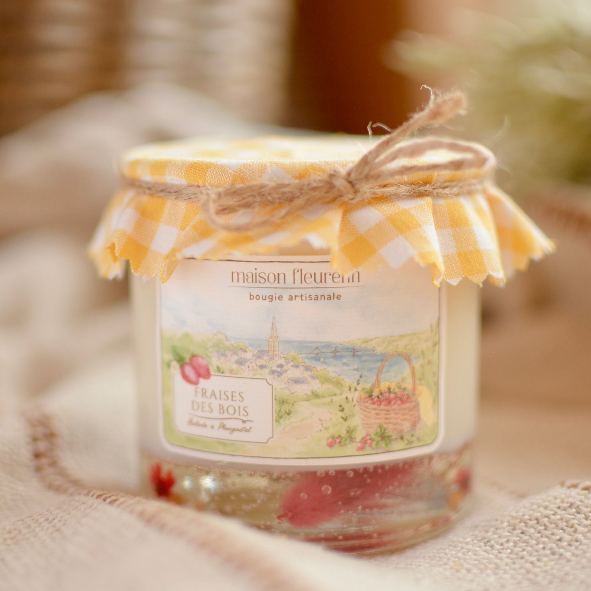 Bougie artisanale “Balade à Plougastel” – parfum Fraise des bois