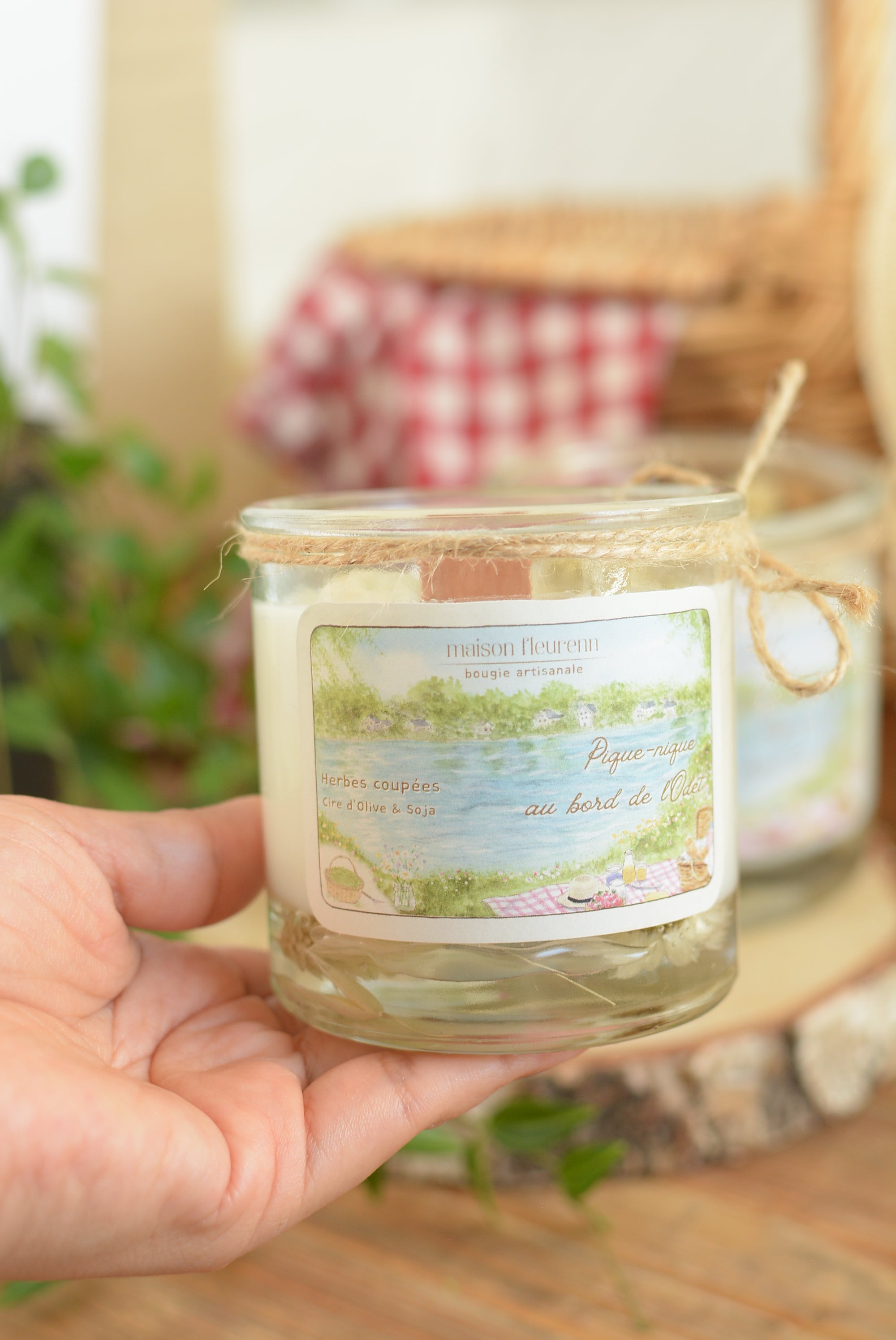 Bougie artisanale “Pique-nique au bord de l'Odet” – parfum Herbes coupées