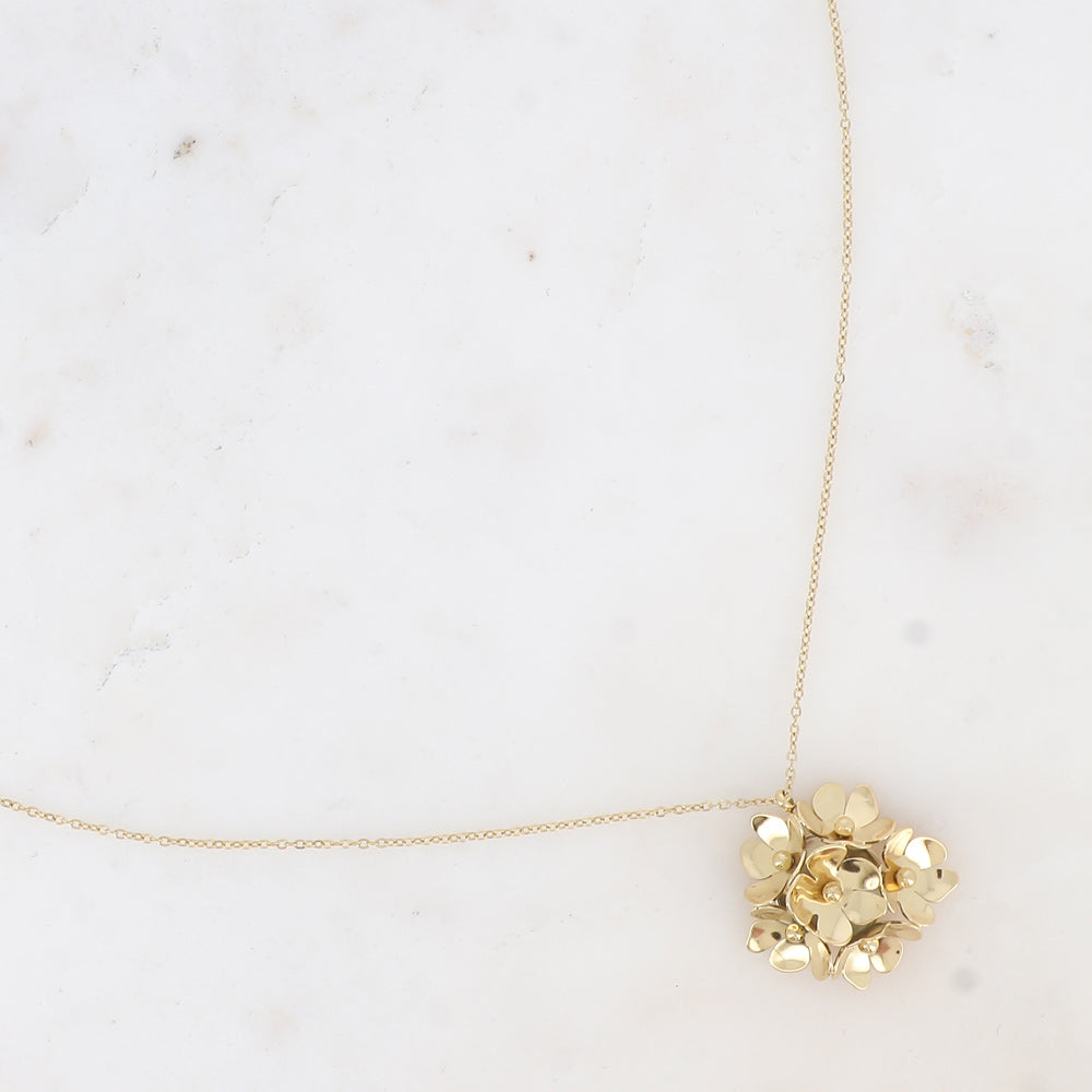 Collier bouquet de fleurs