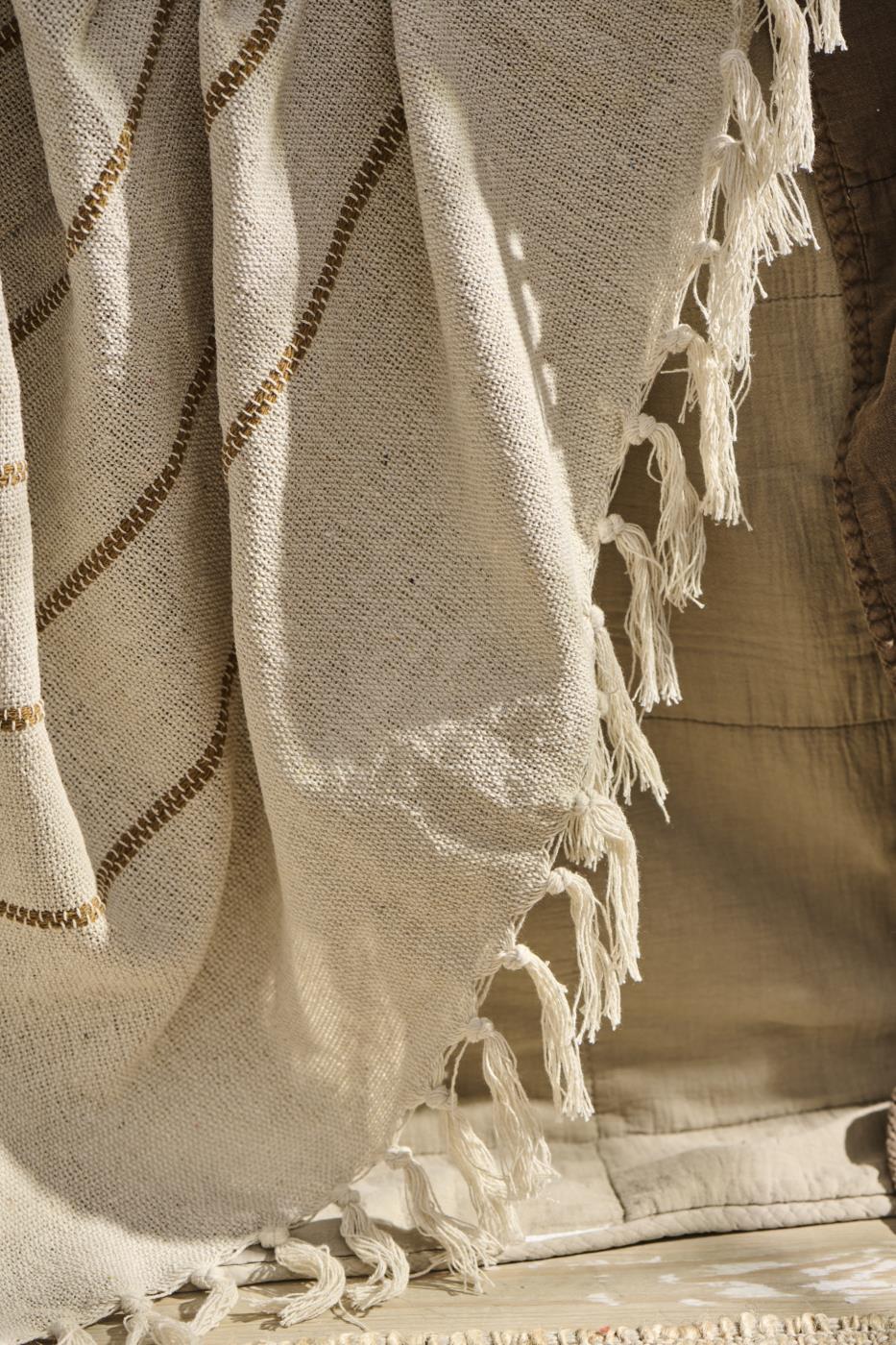 Plaid beige à rayures